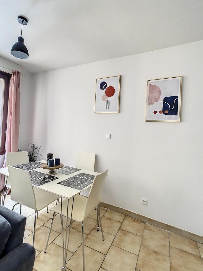 Grand Appart Spacieux Hyper Centre Gare 2Pers Труа Экстерьер фото